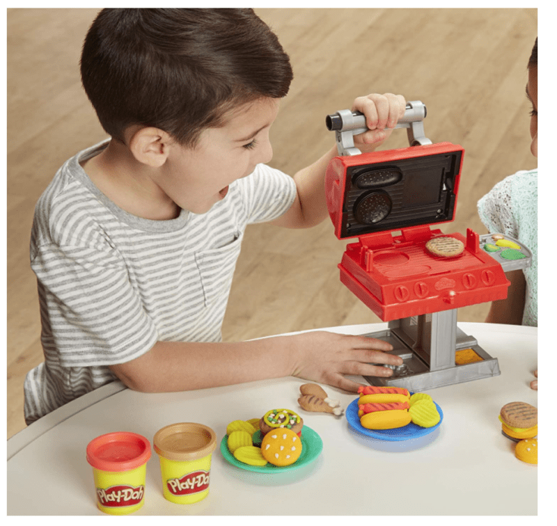 Play Doh Kitchen Creations BBQ Grill Stamp And Play Set   Play Doh BBQ2 800x756 